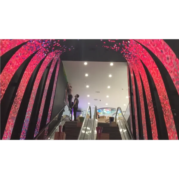 Flexible LED module that can decorate malls