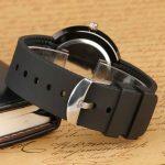 Casual Futuristic Wrist Watch with Pointer - Image 4