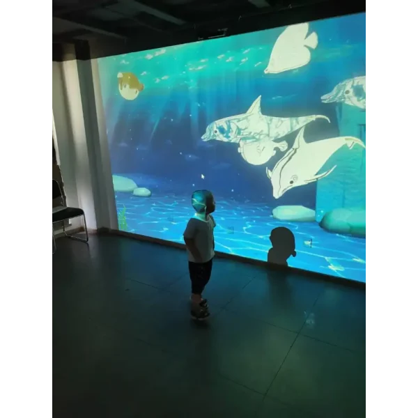 innvovative interactive digital paint with realistic fishes