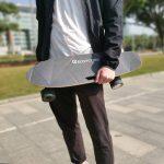 affordable electric skateboard with strong motor that is easy to carry