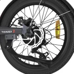 folding e-bike with efficient brakes