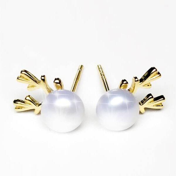 UV Color Changing Pearl Earrings