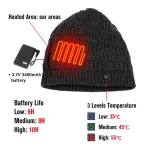 heated hat with an adjustable temperature level