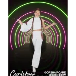 virtual catwalk offering customizable email content