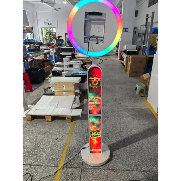 iPad Portable PhotoBooth with Touch Screen